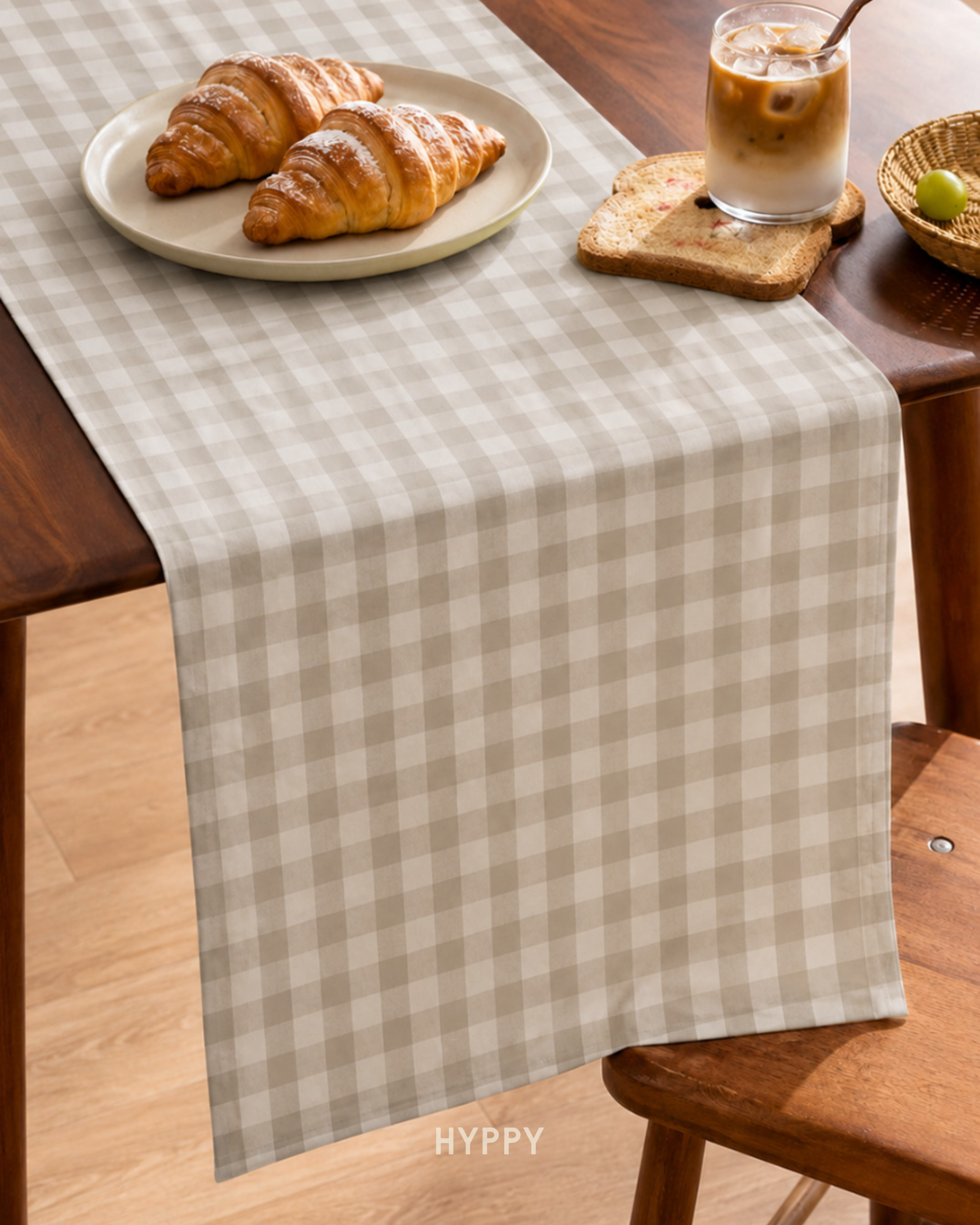 Lush Gingham Table Runner