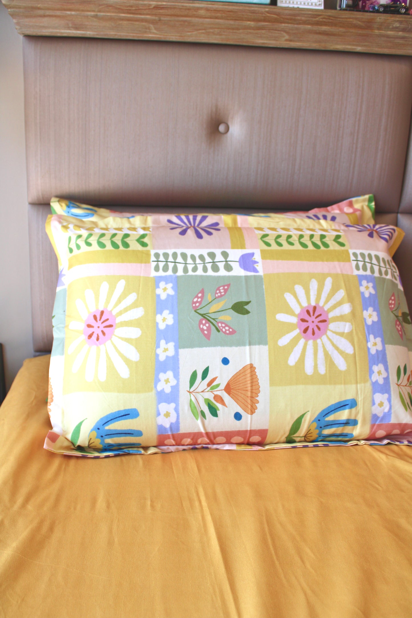 Floral Tiles Pillow Set of 2