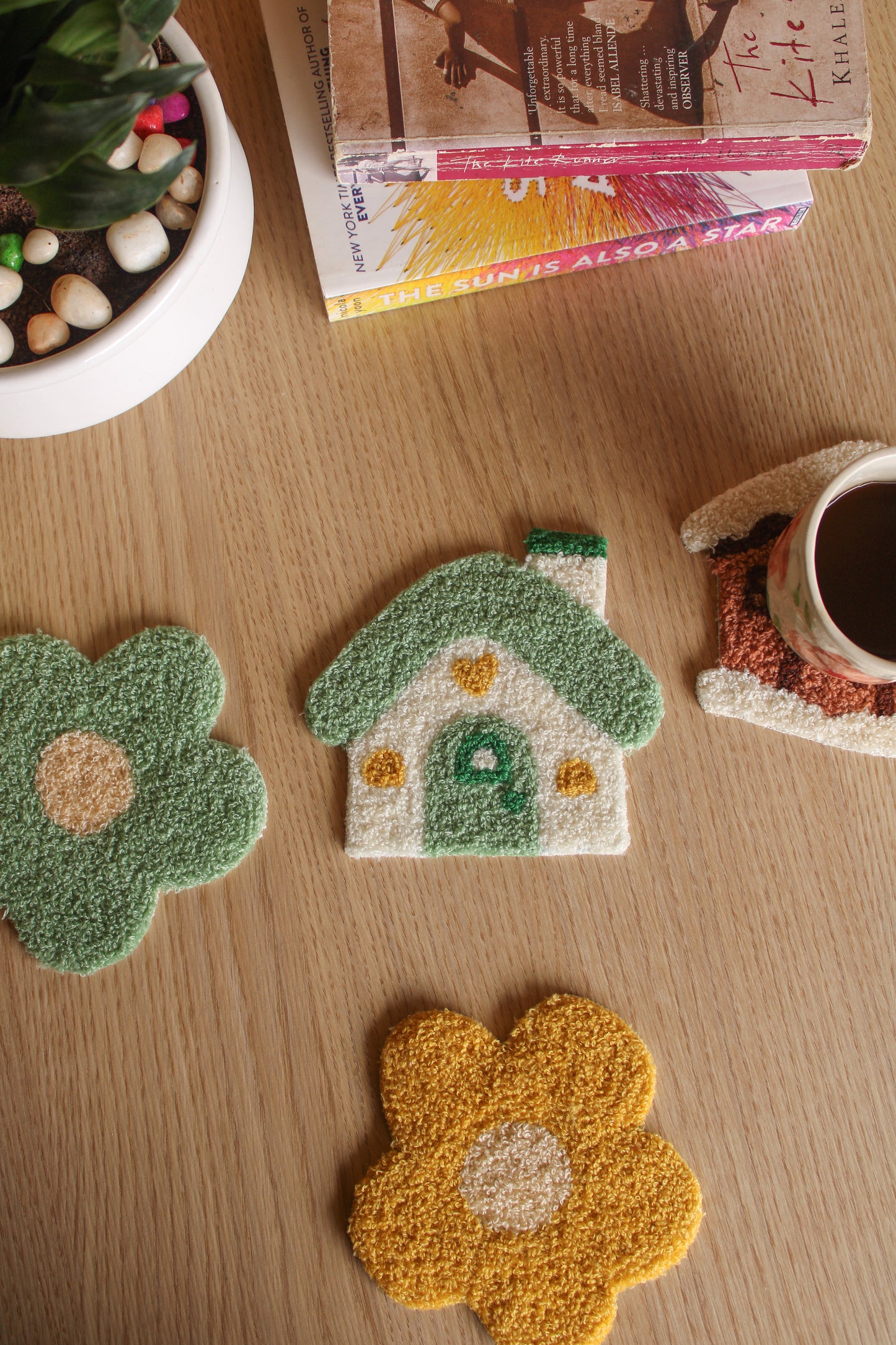 The Cottage Mug Rug