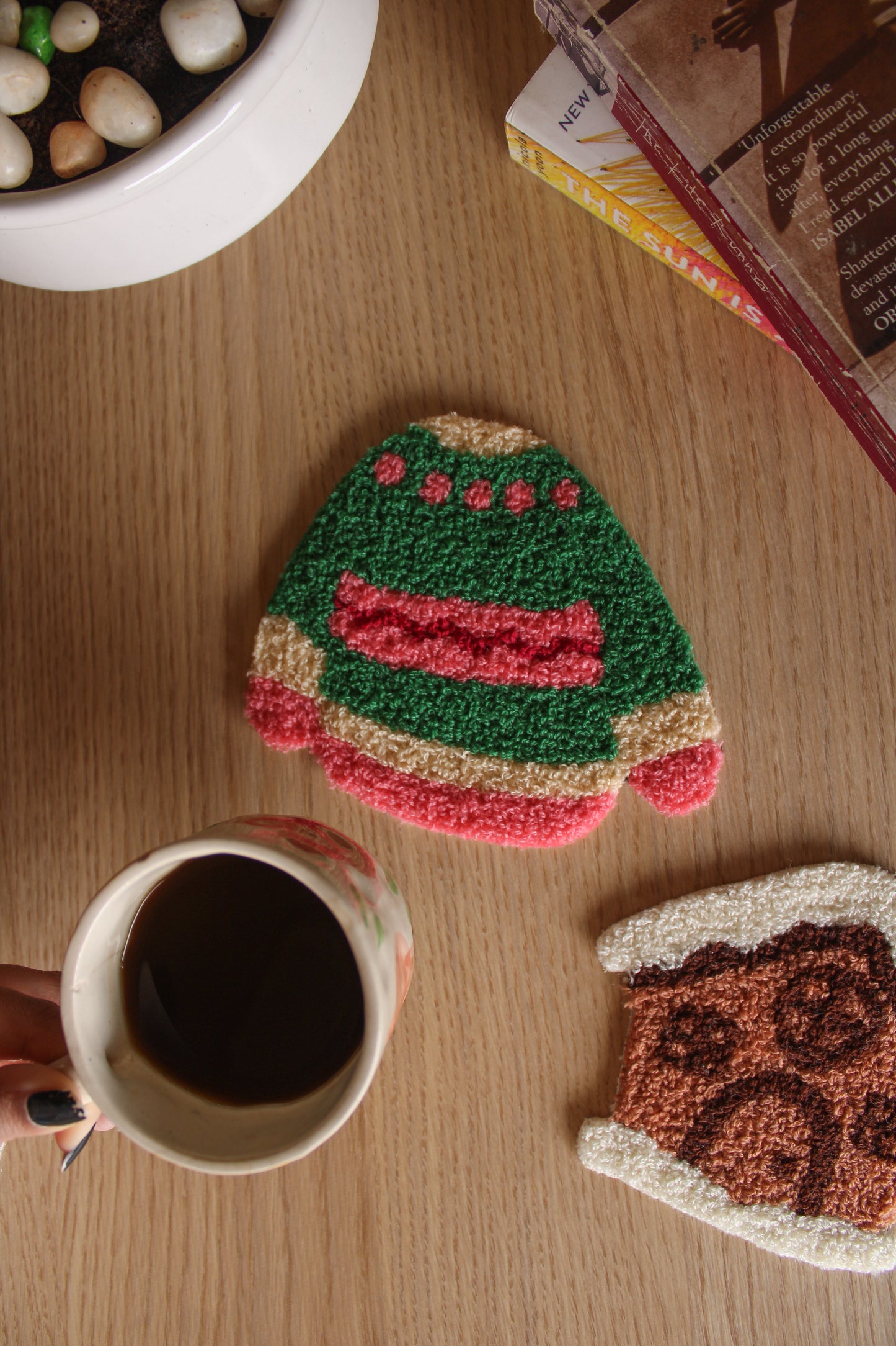 Snuggles Mug Rug