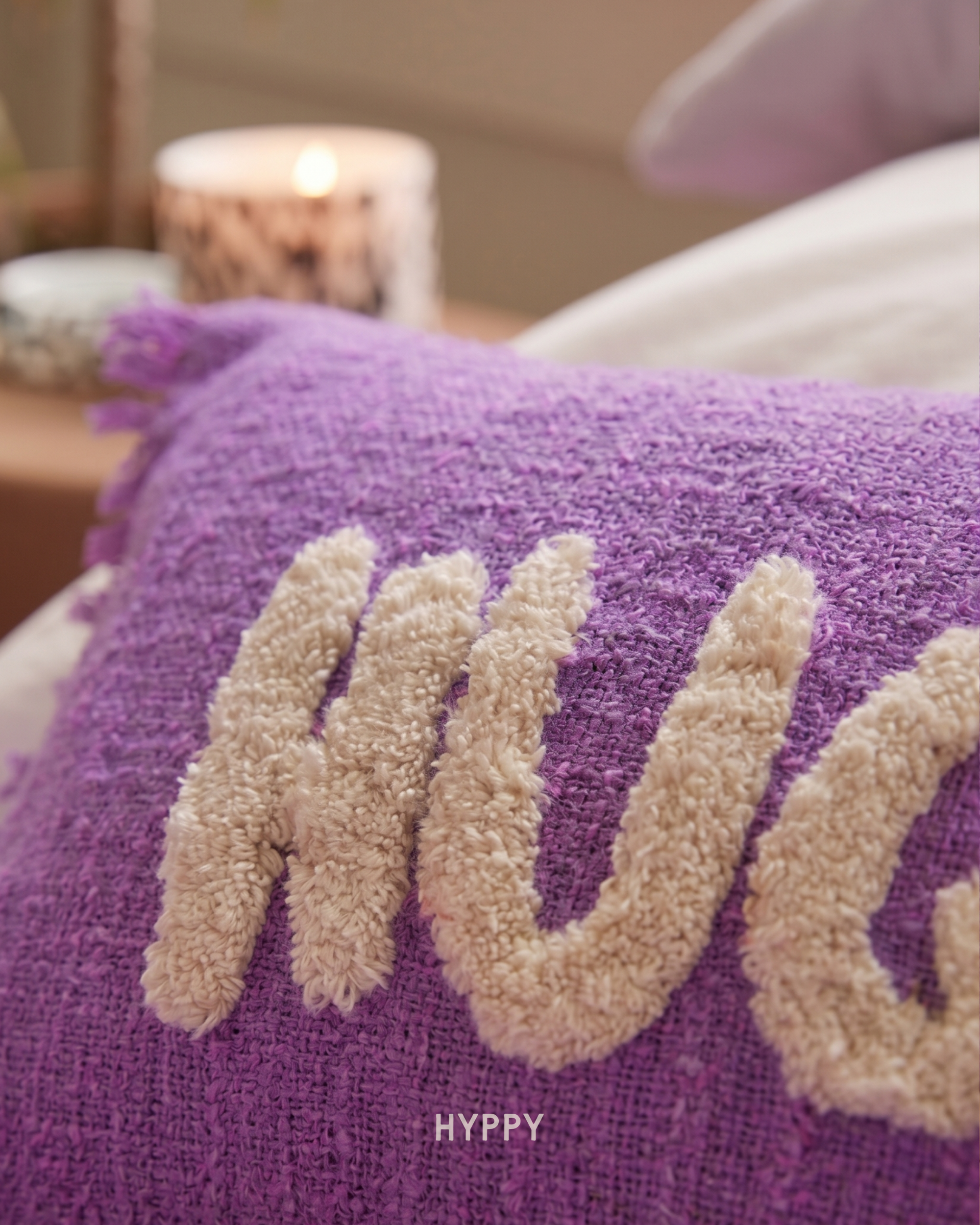 Hug Me Tufted Cushion Cover