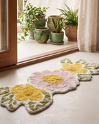 Daisy Days Tufted Runner