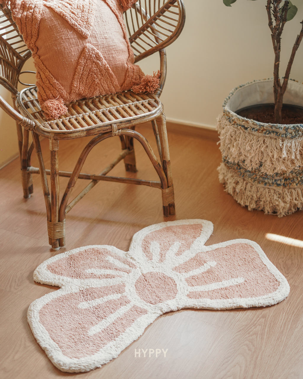 Coquette Tufted Everyday Rug