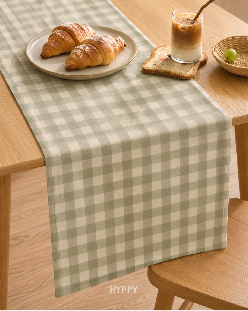 Lush Gingham Table Runner