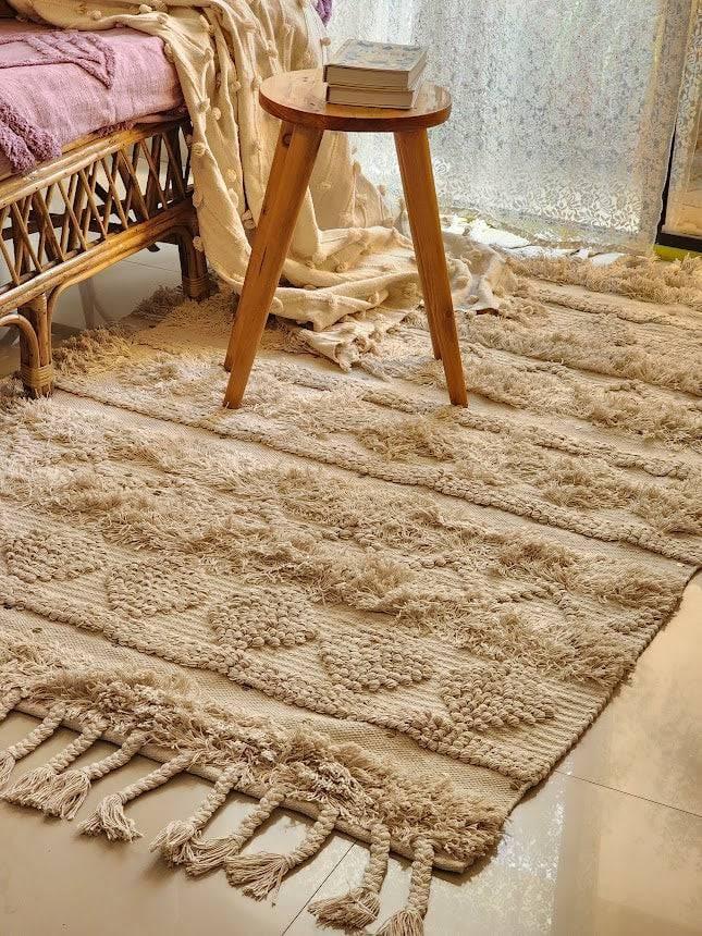 Pearl Tufted Rug Hyppy.in