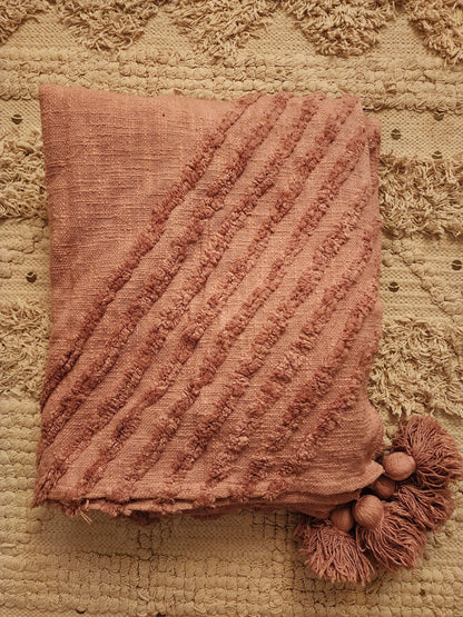 Sophia Tufted Throw Hyppy.in